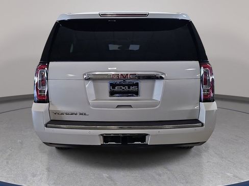 Used 2017 GMC Yukon XL Denali w/ Open Road Package image 7
