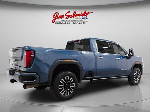 Used 2024 GMC Sierra 2500 Denali Ultimate image 6