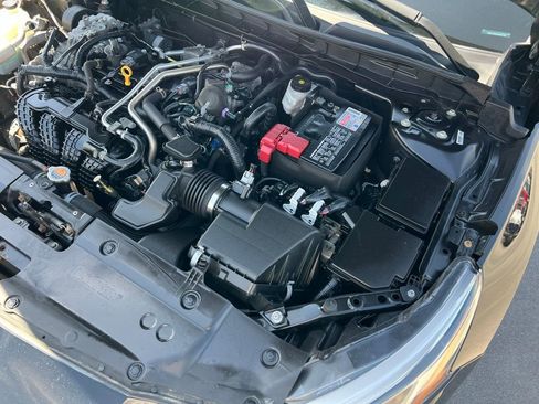 Used 2022 Nissan Altima 2.5 image 42