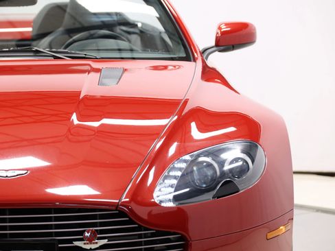 Used 2008 Aston Martin V8 Vantage Roadster RWD image 73