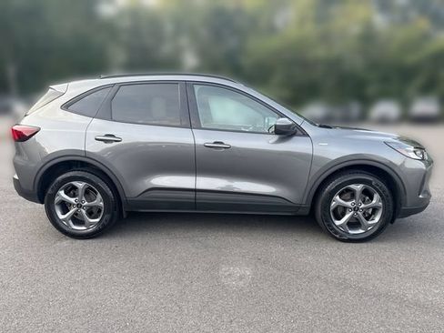 Used 2025 Ford Escape ST-Line Select AWD/4WD image 9