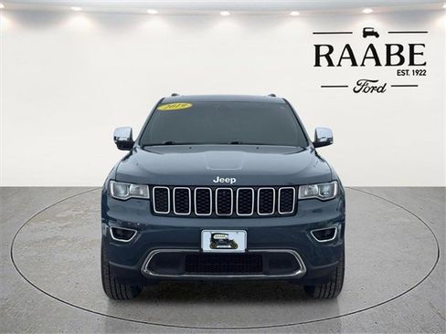 Used 2019 Jeep Grand Cherokee Limited image 2
