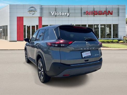 Used 2022 Nissan Rogue SV AWD/4WD image 5