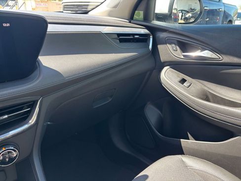 Used 2025 Buick Encore GX Preferred image 34