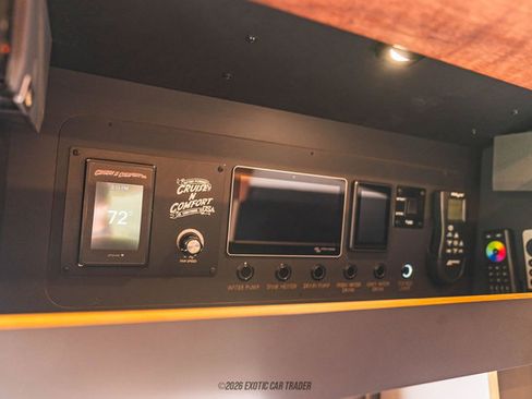 Used 2024 Mercedes-Benz Sprinter 2500 image 29