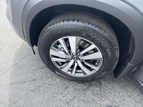 New 2026 Nissan Pathfinder SL FWD image 27