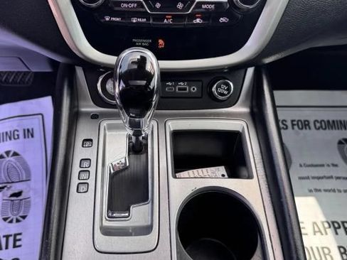 Used 2020 Nissan Murano SL w/ Moonroof Package FWD image 14