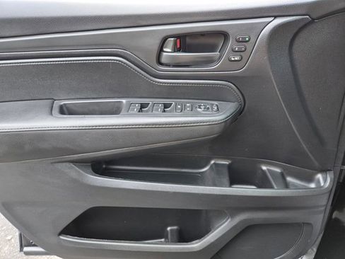 Used 2025 Honda Odyssey EX-L image 36