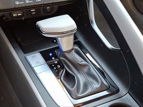 Certified 2025 Hyundai Elantra Sport w/ Cargo Package image 14