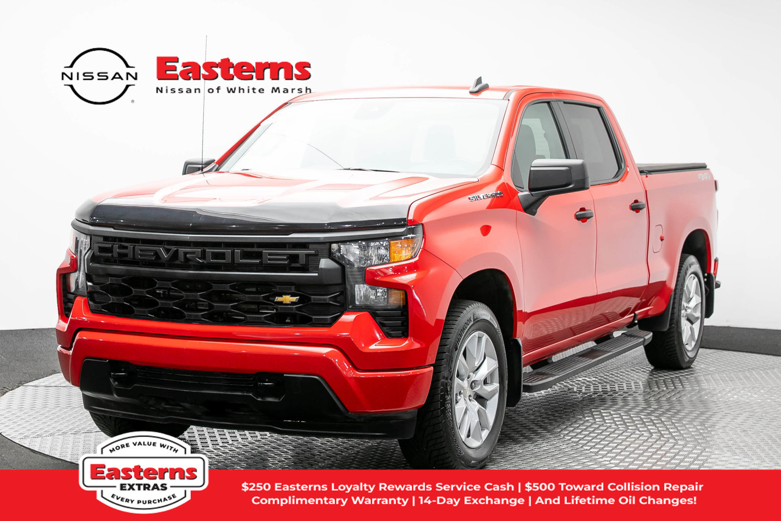 Used 2024 Chevrolet Silverado 1500 Custom AWD/4WD image 1
