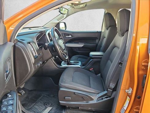 Used 2017 Chevrolet Colorado LT AWD/4WD image 21