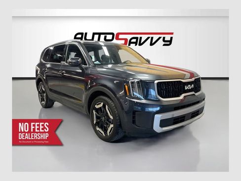 Used 2023 Kia Telluride EX w/ EX Captain's Chair Package AWD/4WD image 1