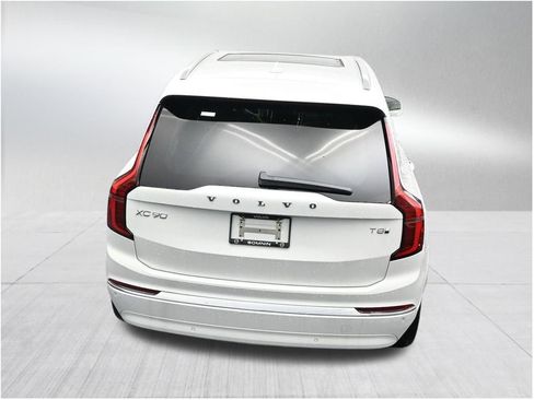 New 2026 Volvo XC90 T8 Ultra AWD/4WD image 17
