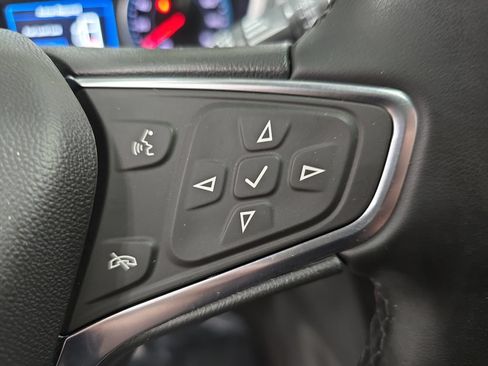 Used 2024 Chevrolet Equinox LT AWD/4WD image 18