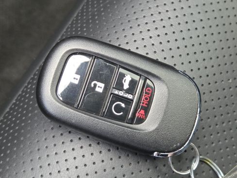 Used 2025 Honda Accord Sport image 36