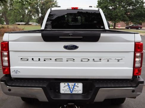 Used 2022 Ford F250 Lariat w/ Lariat Ultimate Package AWD/4WD image 6