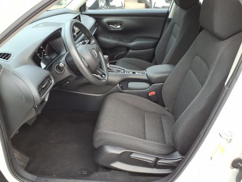 Used 2023 Honda HR-V LX image 15