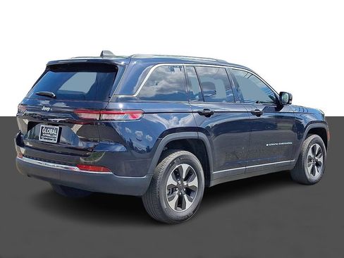 Used 2023 Jeep Grand Cherokee 4WD 4xe image 7