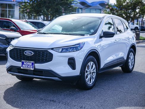 Used 2024 Ford Escape Active w/ Tech Pack #1 image 3