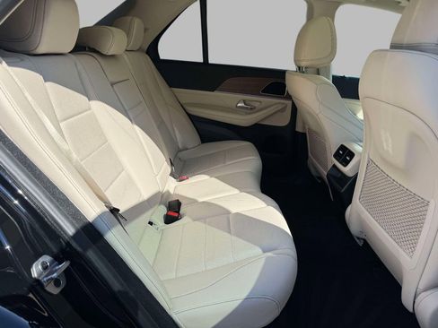 Used 2022 Mercedes-Benz GLE 350 4MATIC image 17