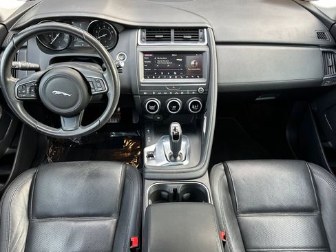 Used 2020 Jaguar E-PACE SE image 27