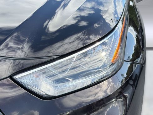 Used 2022 Toyota Highlander Platinum image 11