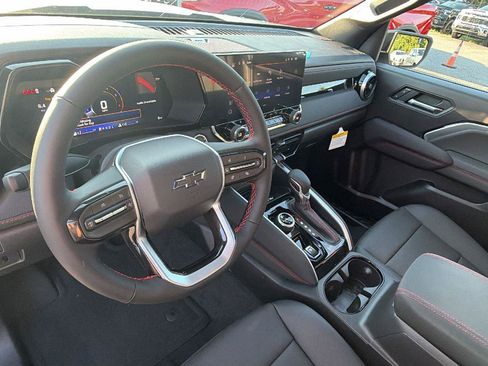 New 2026 Chevrolet Colorado Z71 w/ Technology Package AWD/4WD image 3