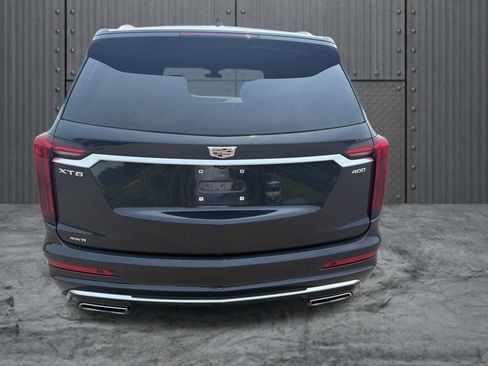 Used 2020 Cadillac XT6 Premium Luxury AWD/4WD image 4