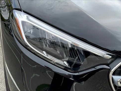 Certified 2025 Mercedes-Benz GLC 300 4MATIC image 17