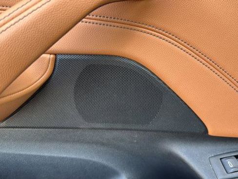 Used 2022 BMW 530i RWD image 12