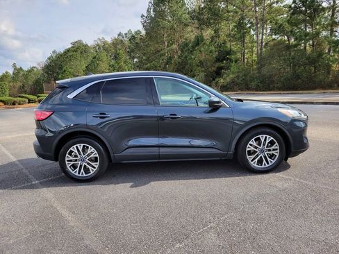 Certified 2022 Ford Escape SEL image 7