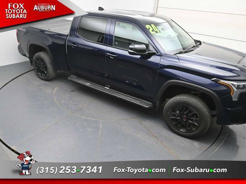 Used 2024 Toyota Tundra Limited AWD/4WD image 27