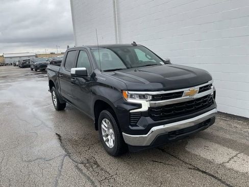 Used 2022 Chevrolet Silverado 1500 LT image 1
