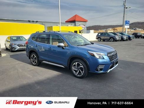 Used 2023 Subaru Forester Touring image 8