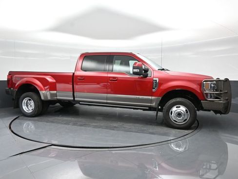 Used 2020 Ford F350 King Ranch w/ King Ranch Ultimate Package AWD/4WD image 11