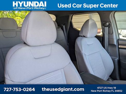Used 2024 Hyundai Santa Cruz SEL image 6