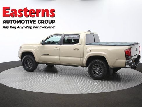Used 2018 Toyota Tacoma SR5 AWD/4WD image 60