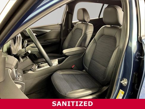 Used 2025 Buick Envista Preferred w/ Convenience I Package FWD image 19