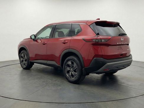 Used 2025 Nissan Rogue SV AWD/4WD image 6