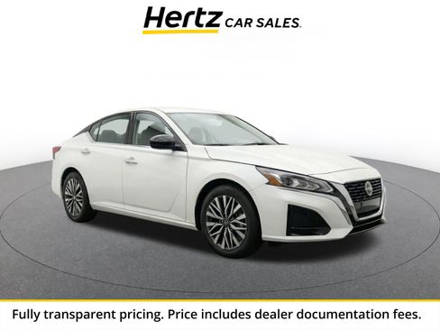 Used 2025 Nissan Altima 2.5 SV FWD image 1