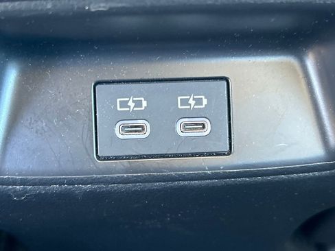 Certified 2025 Toyota Corolla LE image 21