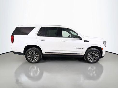 Used 2024 GMC Yukon Denali Ultimate AWD/4WD image 5