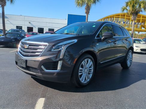 Used 2017 Cadillac XT5 Premium Luxury image 8