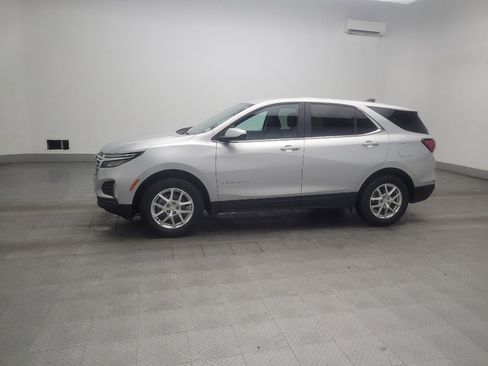 Used 2022 Chevrolet Equinox LT AWD/4WD image 2