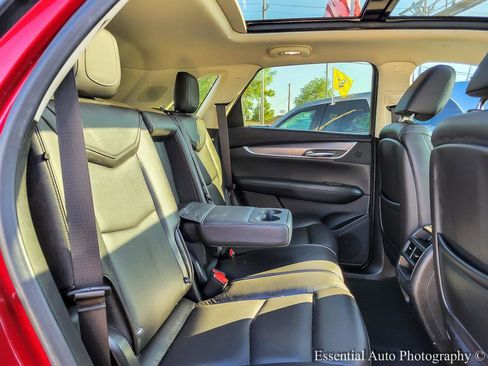 Used 2019 Cadillac XT5 Luxury FWD image 30