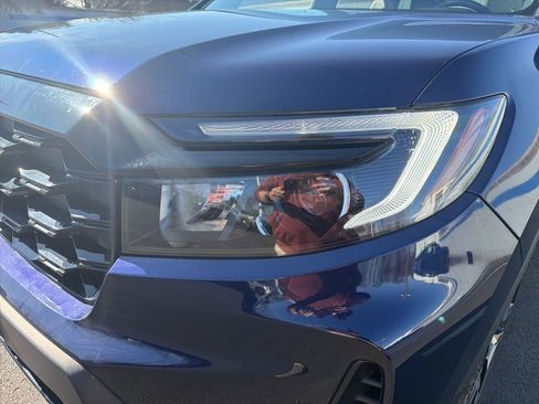 Used 2023 Honda Passport Elite image 9