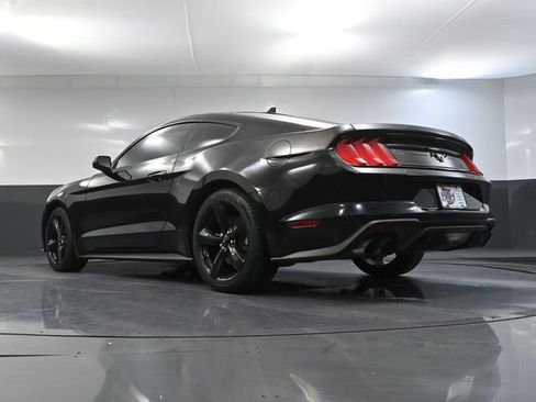 Used 2022 Ford Mustang Coupe RWD image 40
