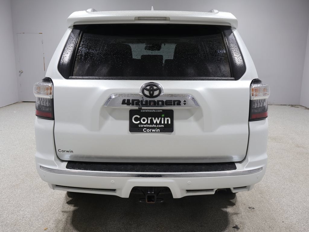 Used 2024 Toyota 4Runner Limited AWD/4WD image 3