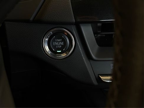 Used 2024 Cadillac CT4 Luxury image 25