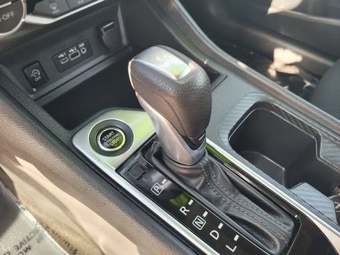 Used 2025 Nissan Sentra SV w/ All-Weather Package FWD image 20
